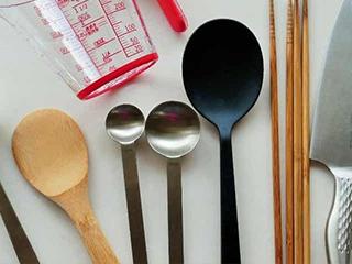 Japanese kitchen utensils