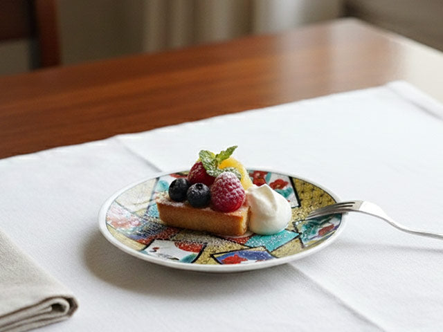 Hanafuda plate plate KUTANI PORCELAIN PLATES SMALL PLATES