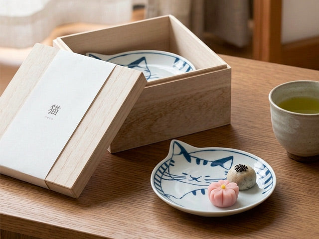 Neco plates gift set