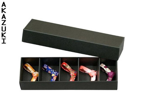 Musubi chopsticks rests