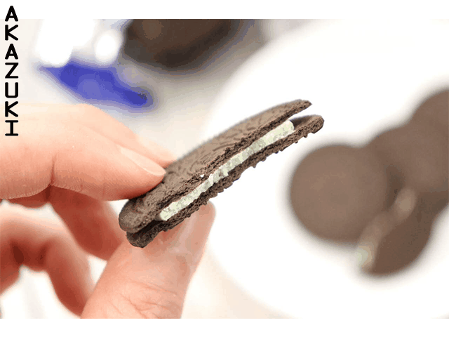Choco mint Oreo crispy food OREO SWEETS