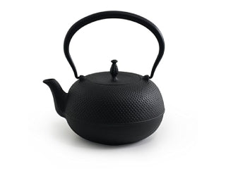 Tetsubin cast iron kettles