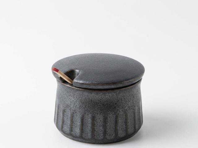 Condiment container