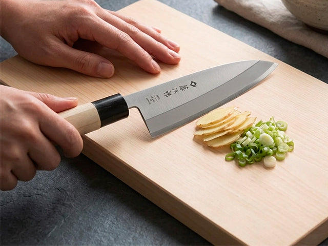 Toshu Saku Deba Knife