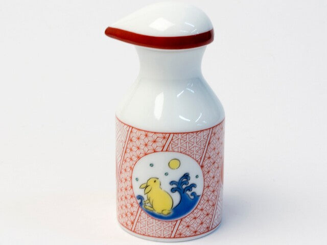 Tsukimi soy sauce dispenser