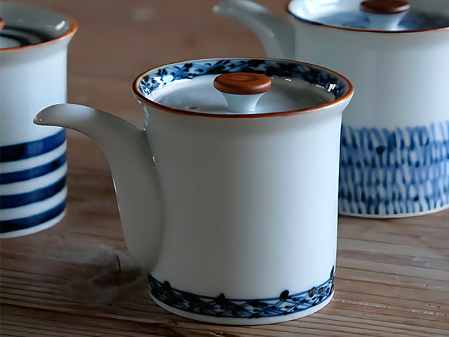 Fuchi sauce dispenser Kitchenware ARITA PORCELAIN DISPENSERS