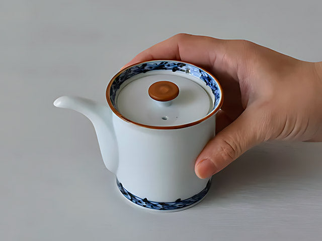 Fuchi sauce dispenser Kitchenware ARITA PORCELAIN DISPENSERS