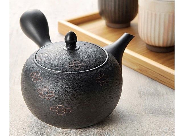 Shunju Tokoname Teapot - Thumbnail 2
